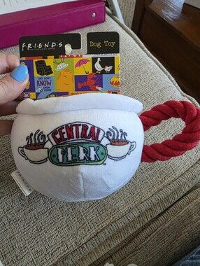 NEW FRIENDS Central Perk Plush Coffee Cup Tug Toy